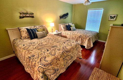 Crystal Beach Casa | Looney Dunes Home