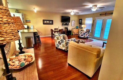 Crystal Beach Casa | Looney Dunes Home