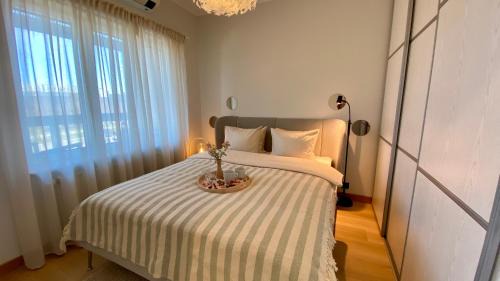 Kesklinn Apartamento | Lootsi Haven - Modern City Apartment with Free Parking