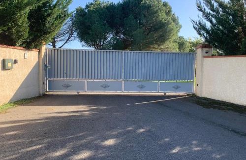 Carbonne Casa | Loption