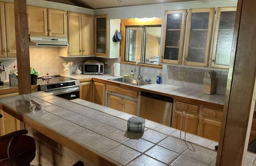 Beaver Shores Casa | LOREL'S Log Home 3BDR - Lake, Trails, Firepit, Pool Table