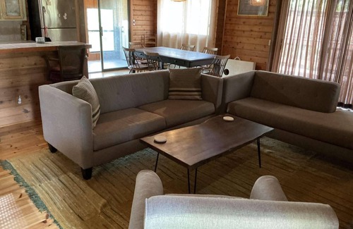 Beaver Shores Casa | LOREL'S Log Home 3BDR - Lake, Trails, Firepit, Pool Table