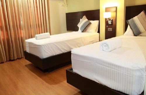 Bangkal Hotel | Lorenzzo Suites Hotel Makati