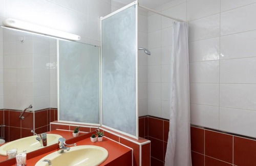 Sainte-Savine Apartamento | LORIS! Studio avec PARKING et TERRASSE à TROYES