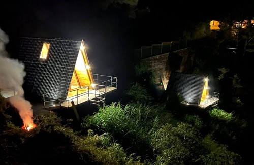 Banos de Agua Santa Cabina | Los Alpes 3