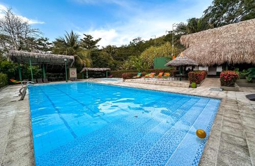 Puerto Triunfo Hotel | Los Colores Ecoparque