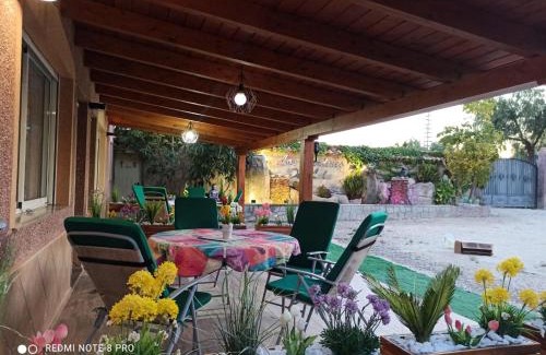 Los Arenales del Sol Casa | Los Jardines de Lola