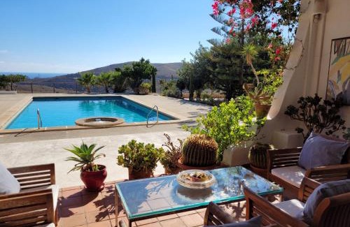 Gafares Casa | LOS MORALICOS AGUA AMARGA