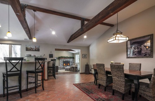 Los Olivos Casa | Los Olivos Oasis with pool