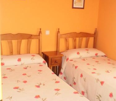 Fuentiduena Casa | Los Olmos Holiday Home