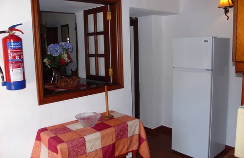 El Paso Cabaña | Casa Rural B Los Pajeros - 2 casas tradicionales canarias que comparten piscina