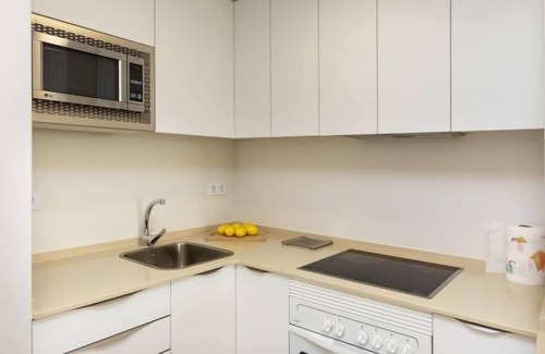 Miami Platja Apartamento | Apartamento los Pelicanos by Interhome