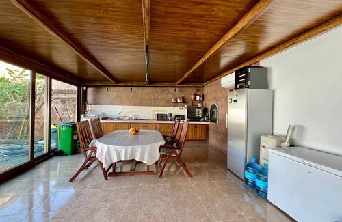 Chiclana de la Frontera Chalet De Esquí | Los Porches, con piscina privada