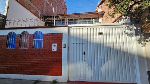 Primavera Casa | Los Profesionales Casa Independiente