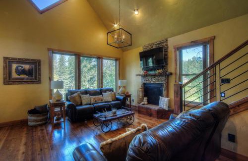 Lead Casa | Lost Buffalo Lodge