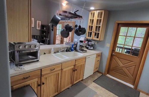 Mount Hood Village Casa | Lost Shelter Chalet- Rhododendron