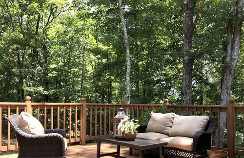 Oxford Casa | Lost Texans Cottage in the woods