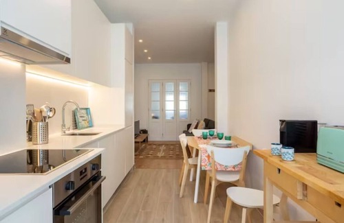 Beato Apartamento | Lots of sun and a Private Garden at Beato