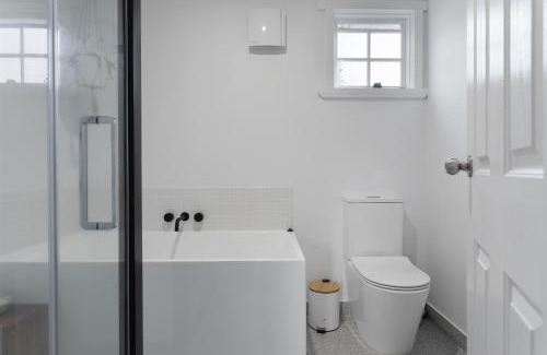 West Launceston Casa | Lotti's Cottage, West Launceston