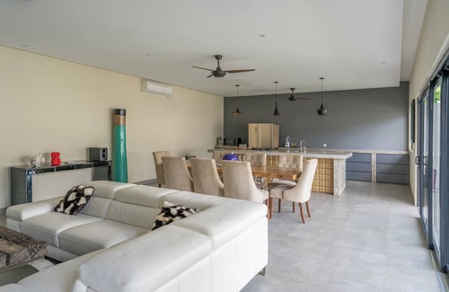 Padangsambian Klod Villa | Lotus - 3-Bedroom Villa