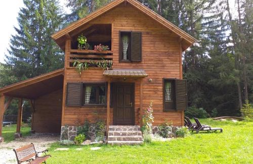 Joseni Casa | Lotus chalet