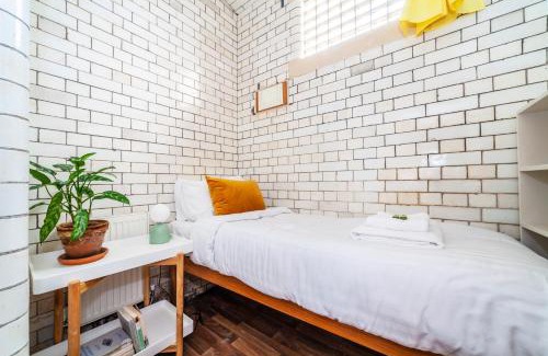 Kennington Casa | Lotus GuestHouse