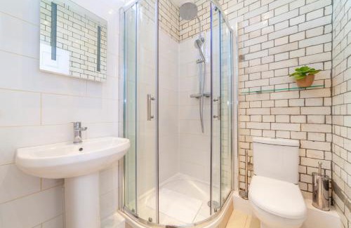 Kennington Casa | Lotus GuestHouse
