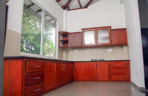 Seeduwa - Katunayake Casa | Lotus Villa
