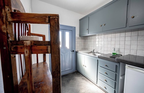 Finikia Casa | Lotza Studios