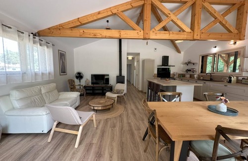 Ousse-Suzan Casa | LOU BARADO - OUSSE SUZAN