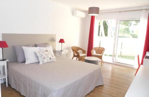 Saint-Martin-de-Crau Cama Y Desayuno | Lou Meinado, un concept "comme à l'hôtel"