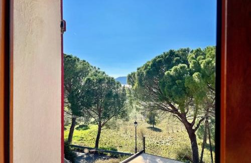 Miramas le Vieux Apartamento | Lou Miradou 1 - Vieux village médiéval, Cosy, Clim, 2 personnes