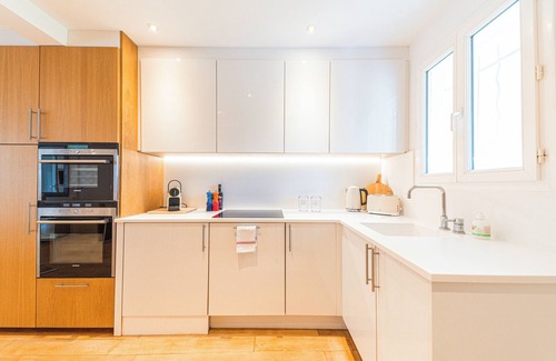 La Garde-Freinet Apartamento | Lou Paradou - Village, pool and parking