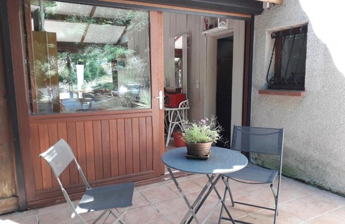 Menville Casa | Lou Rose