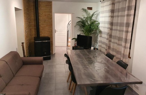 Villeneuve-sur-Yonne Casa | Loue chambre chez l'habitant