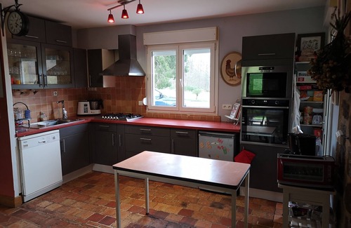 Bais Casa | Loue Maison Familiale, Gîte de 15 Personnes, 7 Chambres - Evron, Laval, Le Mans