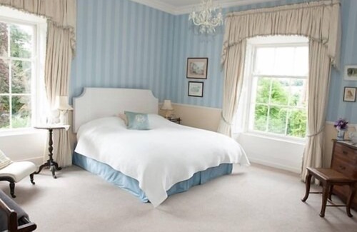 Collinstown Cama Y Desayuno | Lough Bawn House