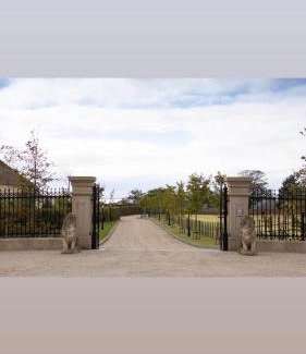Dundalk Otro | Loughanmore Court Beach house