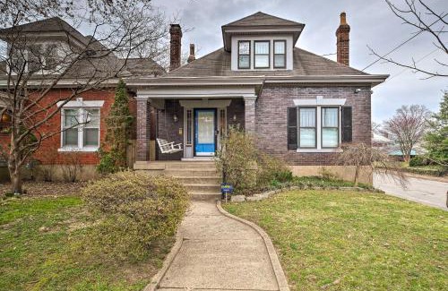 Highlands Casa | Louisville Home with Hot Tub in The Highlands!