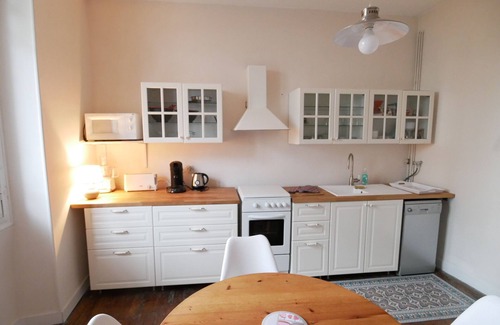 Lourdes Apartamento | Apartamento de carácter independiente Lourdes planta baja cerca del centro
