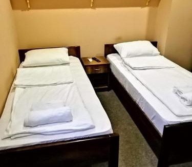 Banatski Karlovac Cama Y Desayuno | Lovački dom