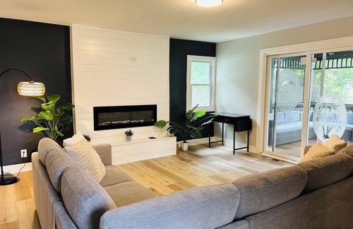 Burbank Casa | Love: A charming 3 BR-2.5 BA house in Burbank!