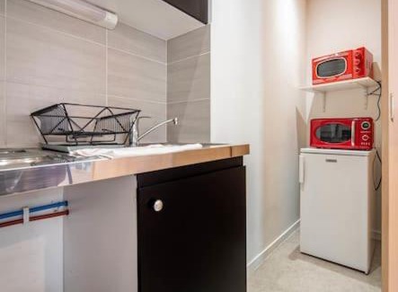 Faubourg Sud Apartamento | LOVE BALLON Élégant Cabinet d'architecte reconfiguré tout en douceur climatisé avec terrasse proche Centre Ville Gare Cité Gastronomique