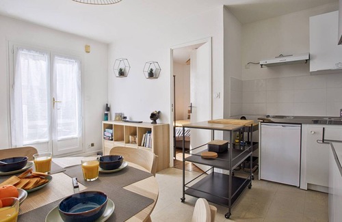 Merville-Franceville-Plage Apartamento | Bonito apartamento con jardín privado en Merville-Franceville, cerca de la playa y comercios