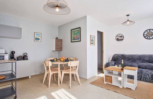 Merville-Franceville-Plage Apartamento | Bonito apartamento con jardín privado en Merville-Franceville, cerca de la playa y comercios