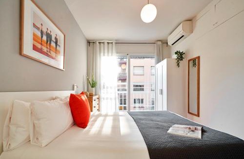 el Fort Pienc Apartamento | Love Local Life Near Sagrada Familia by MyRentalHost