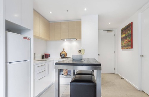 Southbank Apartamento | Love Melbourne by Ready Set Stay - Huge balcony apartment, pet friendly, WIFI