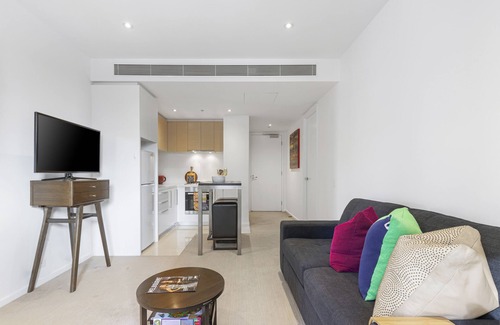 Southbank Apartamento | Love Melbourne by Ready Set Stay - Huge balcony apartment, pet friendly, WIFI