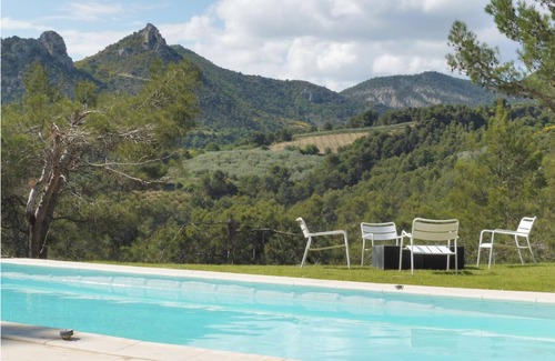Buis-les-Baronnies Casa | "LOVE N'EST", Mas in the heart of the Baronnies classified 5*.