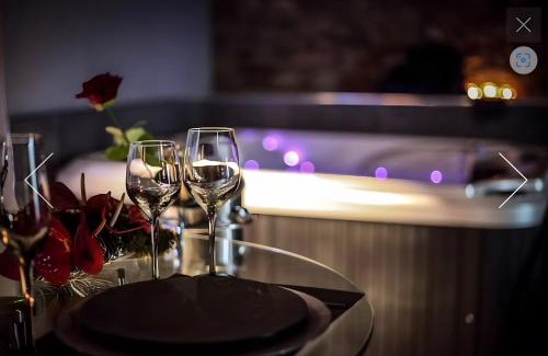 Saint-Julien-sur-Garonne Apartamento | Love Room De Luxe Lovalcove